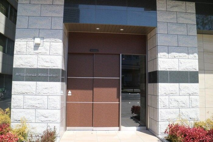 神戸Harborside　萬利Residenceのエントランス