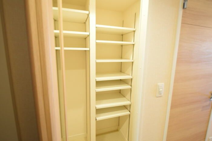 神戸Harborside　萬利Residenceの収納