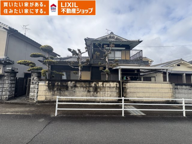 桜井市西之宮の外観|堂々とした外観が目を引く、落ち着きある邸宅