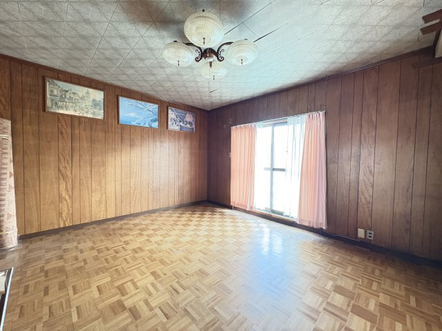 桜井市西之宮の洋室|きれいな洋室です