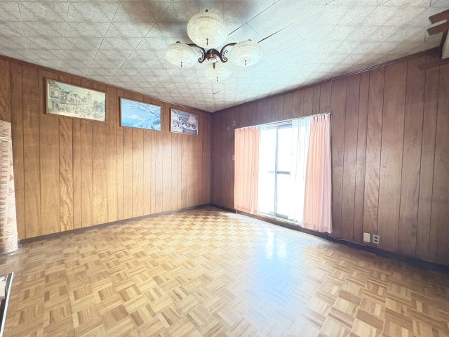 桜井市西之宮の洋室|きれいな洋室です