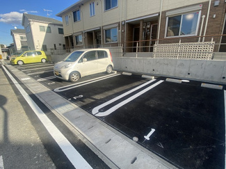 【駐車場】