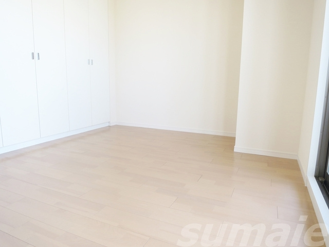 エスティメゾン王子の洋室|☆採光が南東なのでとても明るいお部屋です☆