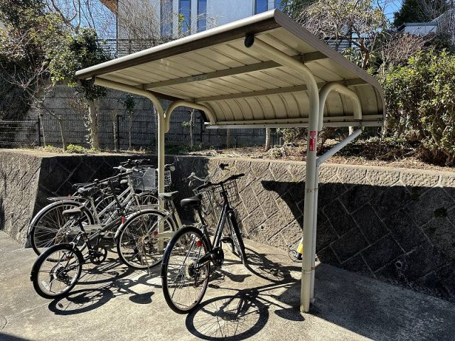 レオパレススミレのその他|駐輪場