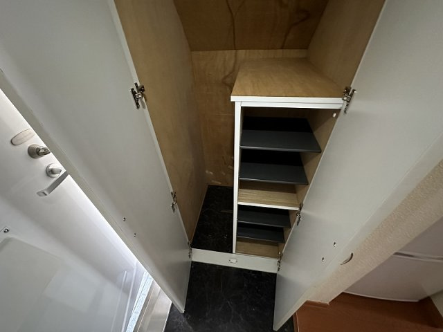 レオパレススミレの玄関|きれいな玄関です