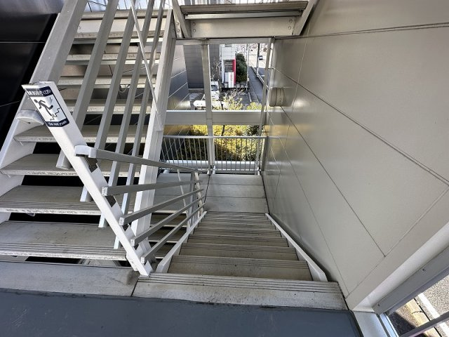 レオパレスシエルのその他|階段