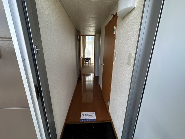 レオパレスシエルの玄関|シンプルで使いやすい玄関です