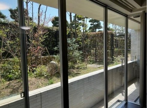 プラウド芦屋平田町の庭