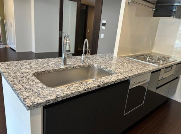 プラウド芦屋平田町のキッチン