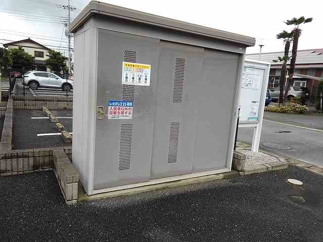 レオパレスメゾンＴのその他|入居者様専用ゴミ庫です。