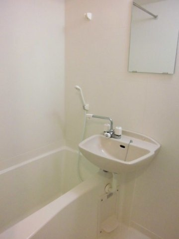 レオネクストレーベンの浴室|落ち着いた空間のお風呂です