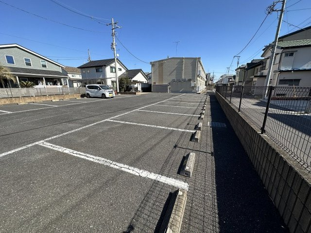 レオパレスカレーラ藤富のその他