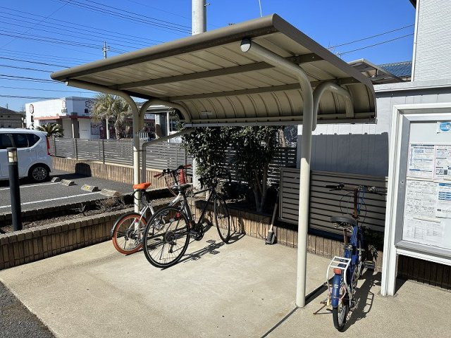 レオパレスカレーラ藤富のその他