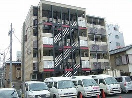 レオパレスアルファの外観|建物外観を気になさる方へ、見た目の良い物件です