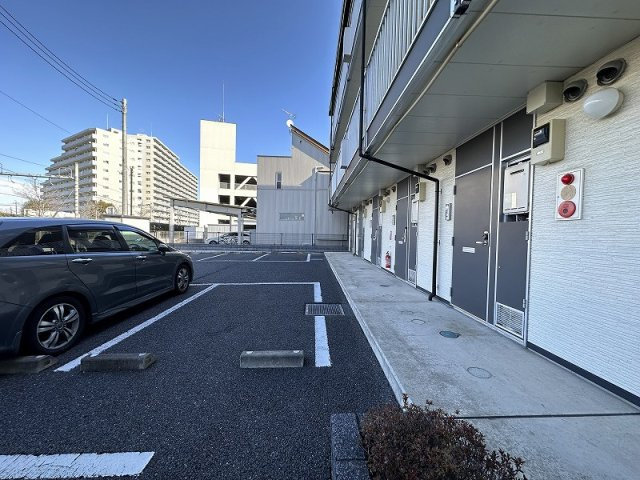 レオパレス中今泉の玄関|毎日通る玄関はこちらです