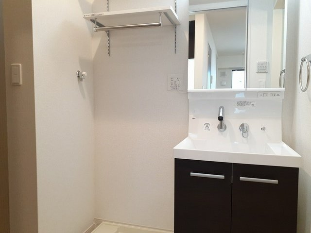 グレース　メロウ　Ｄの洗面所|スペースが確保できる洗面所です