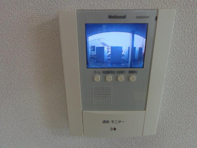ルミエールユウの内装|カメラ付インターホン