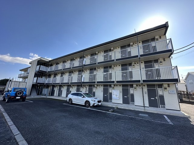 レオパレスシフォンの外観|落ち着いた雰囲気の外観です