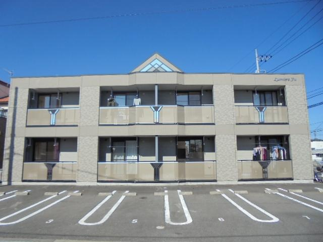 ルミエールユウ