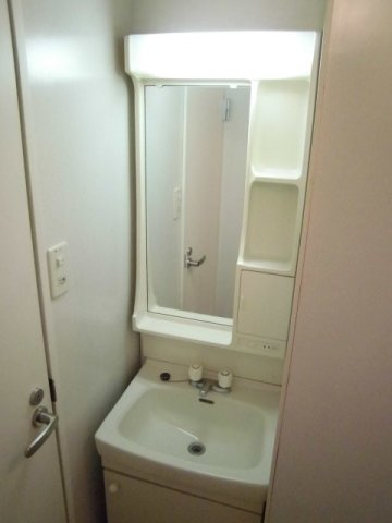 レオパレスやなせの内装|内装は落ち着いています