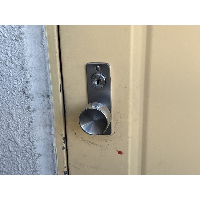 林ハイツⅠの玄関|収納もある玄関です