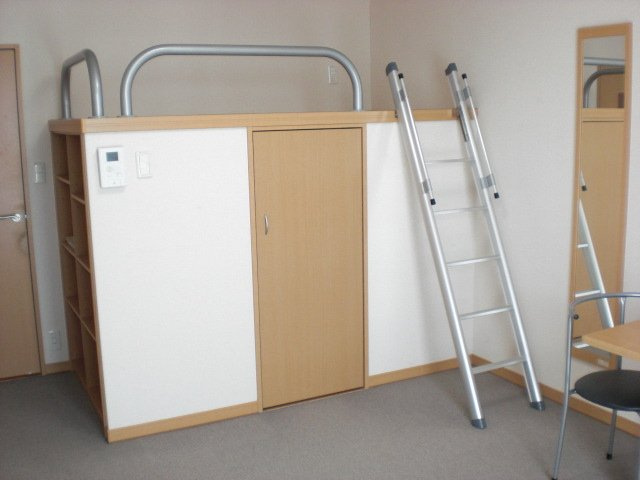 レオパレス宇都宮南の寝室|開放的な寝室です