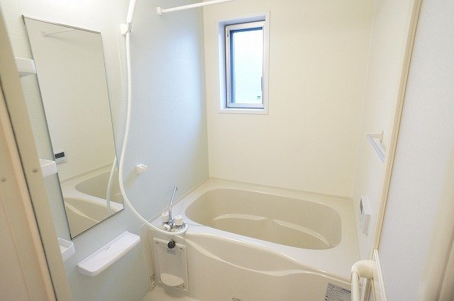 サンライズガーデン　Ａの浴室|日々の暮らしに欠かせないお風呂です