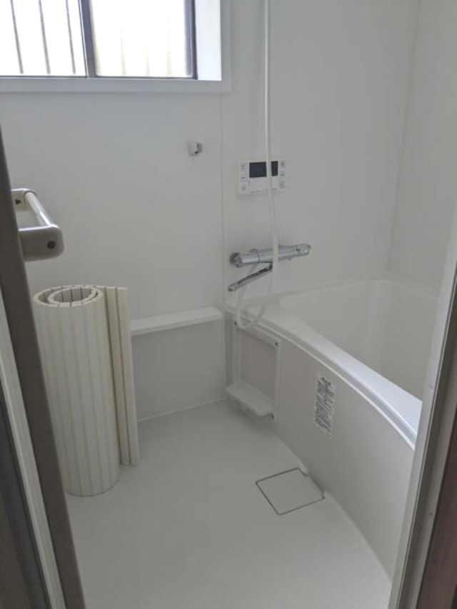 コーポ小西の浴室|お風呂で日々の疲れを落としましょう