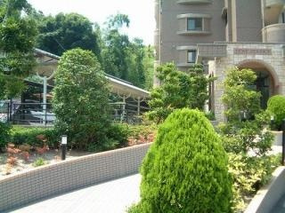 【エントランス】 | ピオーネテラス空港南