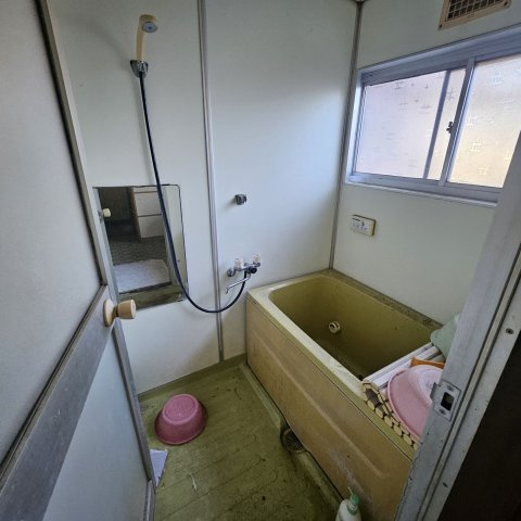 藤岡市立石722の浴室