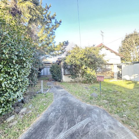 藤岡市立石722の庭