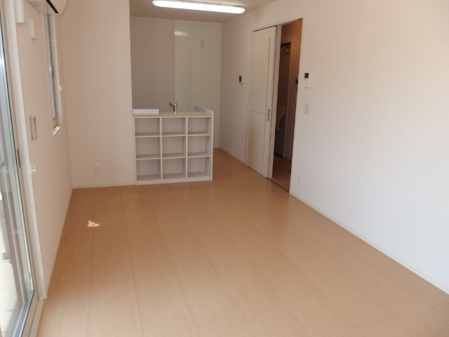 グランドハイツの居間・リビング