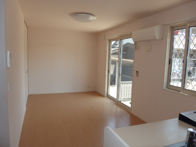 グランドハイツの居間・リビング