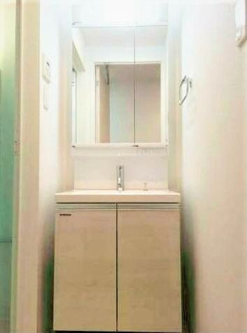 アイルイムーブル錦糸町の独立洗面台