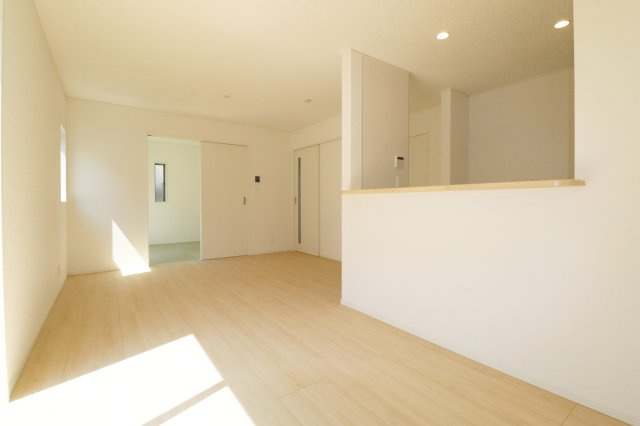 郡山市昭和1丁目第9　　　１号棟　　　芳賀小学校、郡山第４中学区の居間・リビング