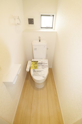 郡山市昭和1丁目第9　　　１号棟　　　芳賀小学校、郡山第４中学区のトイレ