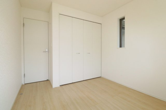 郡山市昭和1丁目第9　　　１号棟　　　芳賀小学校、郡山第４中学区の洋室