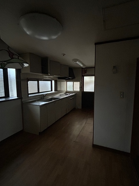 玉野市山田のキッチン
