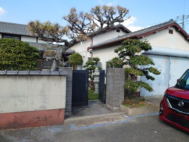 玉野市山田の駐車場|車庫