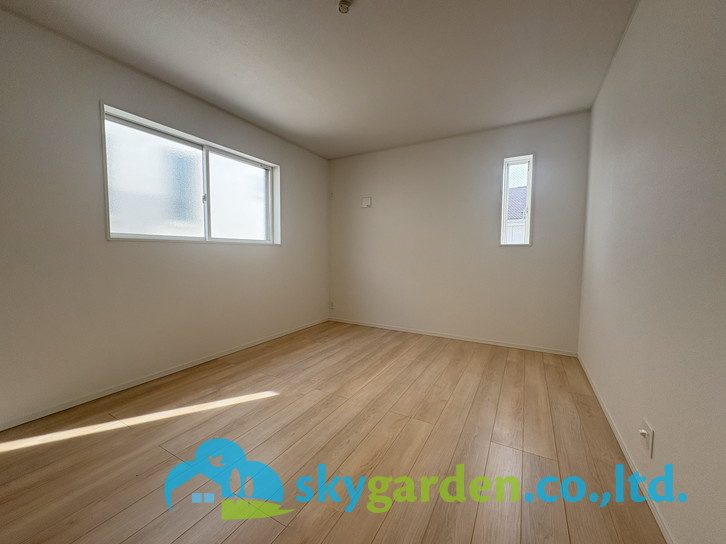 茅ヶ崎市南湖第18　新築戸建　全2棟1号棟の洋室