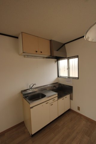 三協ハイツのキッチン|お料理しやすいキッチンです