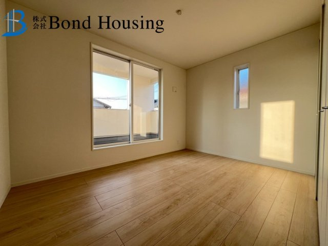 近隣買い物施設充実　二見町西二見第22　新築2区画　1号棟の駐車場