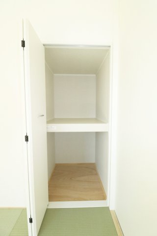 郡山市昭和1丁目第9　　　2号棟　　　芳賀小学校、郡山第４中学区の収納