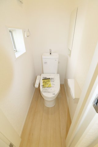 郡山市昭和1丁目第9　　　2号棟　　　芳賀小学校、郡山第４中学区のトイレ