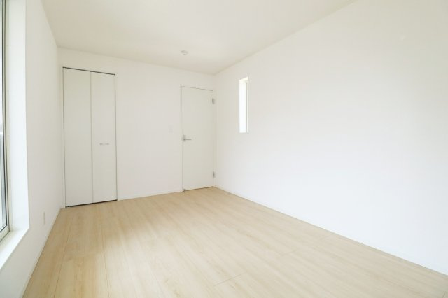 郡山市昭和1丁目第9　　　2号棟　　　芳賀小学校、郡山第４中学区の洋室