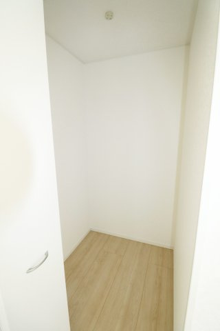 郡山市昭和1丁目第9　　　2号棟　　　芳賀小学校、郡山第４中学区の収納