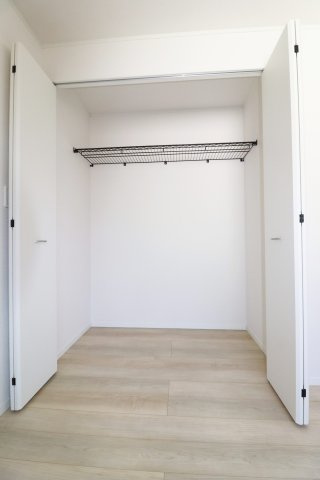 郡山市昭和1丁目第9　　　2号棟　　　芳賀小学校、郡山第４中学区のバルコニー|※同社施工例