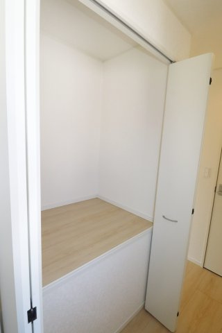 郡山市昭和1丁目第9　　　2号棟　　　芳賀小学校、郡山第４中学区の収納