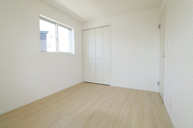 郡山市昭和1丁目第9　　　2号棟　　　芳賀小学校、郡山第４中学区の洋室