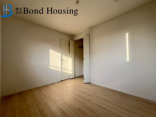 角地に付き開放感あり　二見町西二見第22　新築2区画　2号棟の独立洗面台